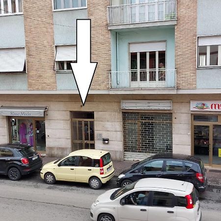 Asti Lovely Apartment Exterior foto